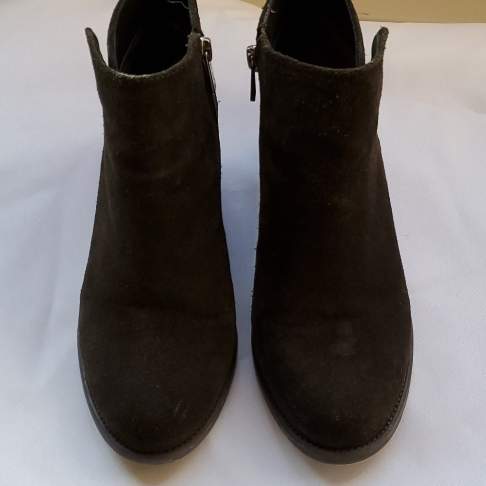 Olive Green Suede Delanie Ankle Boots size 7 - Picture 2 of 5